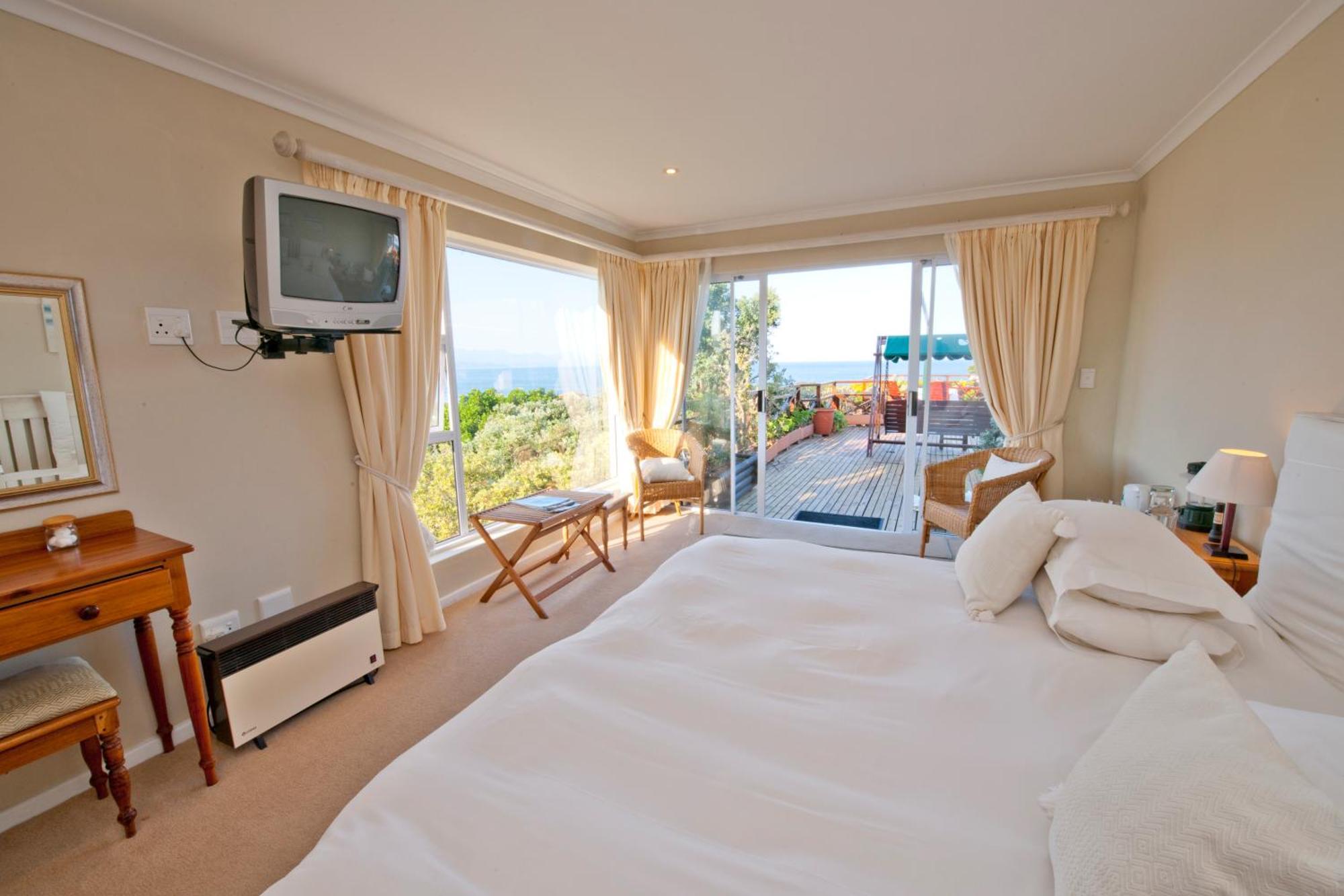 Dolphins' Playground Beachfront B&B Plettenberg Bay Ngoại thất bức ảnh